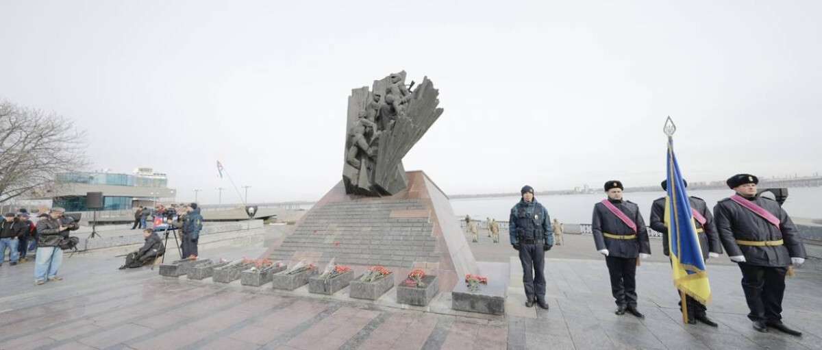 Дніпро вшановує пам&#039;ять загиблих учасників бойових дій на території інших держав
