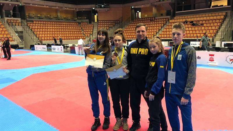 Дніпровські спортсменки вибороли бронзу на міжнародних змаганнях у Швеції