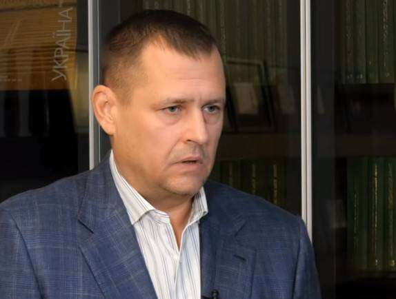 Мэр Днепра Борис Филатов  окажет материальную помощь пострадавшему от взрыва Ване Головко