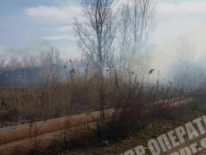 В Днепре охотники за ломом устроили огромный пожар (ВИДЕО)