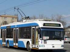 Робота спецтранспорту у Дніпрі: на які маршрути додали тролейбуси і трамваї