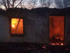 На Дніпропетровщині сгорів будинок багатодітної родини