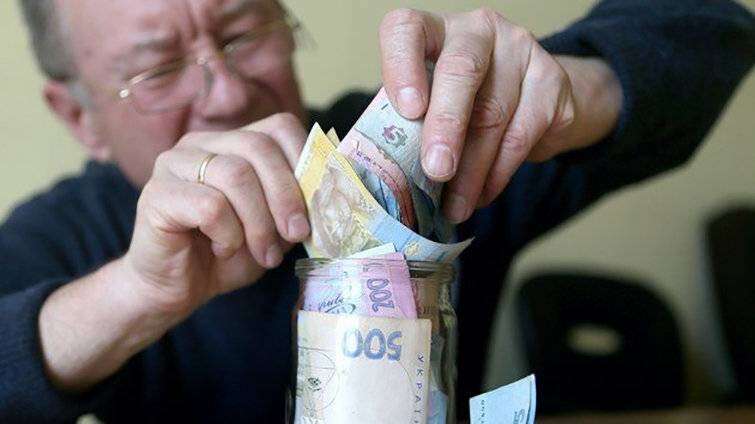 На Днепропетровщине мошенники под видом соцработников выманили у пенсионеров 63 тыс. грн