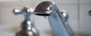Аварийное отключение воды в Днепре: успейте сделать запасы