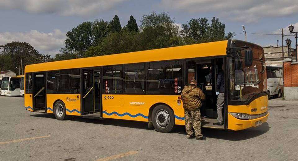 В Днепре запускают новые автобусы большой вместимости