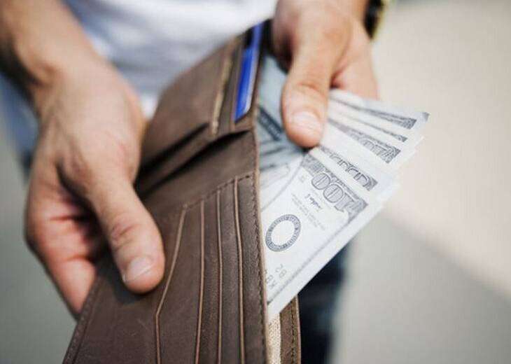В Днепре мужчина вернул кошелек с крупной суммой денег