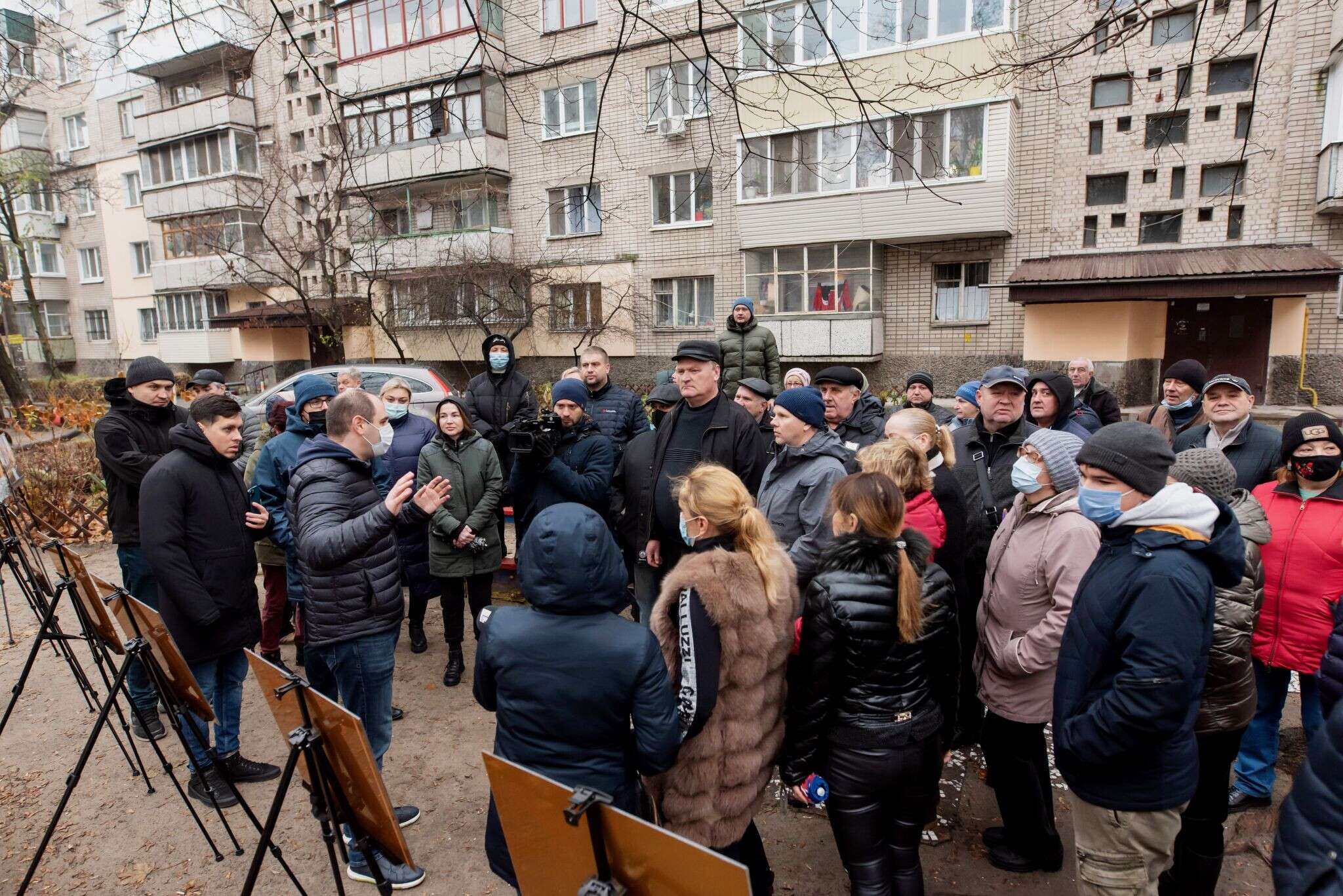 Главные новости. Дм Василеостровского района. В сквер публичное.