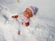 ребенок снег