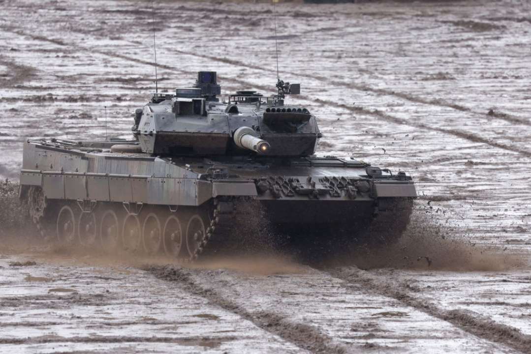 Молодший сержант дніпровської бригади розповіла, як правильно поцупити танк у окупанта