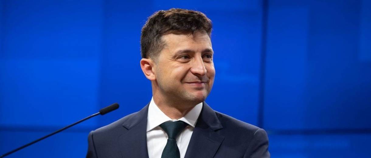 Рейтинг Зеленского и “Слуги народа” резко рухнул: свежие результаты опроса