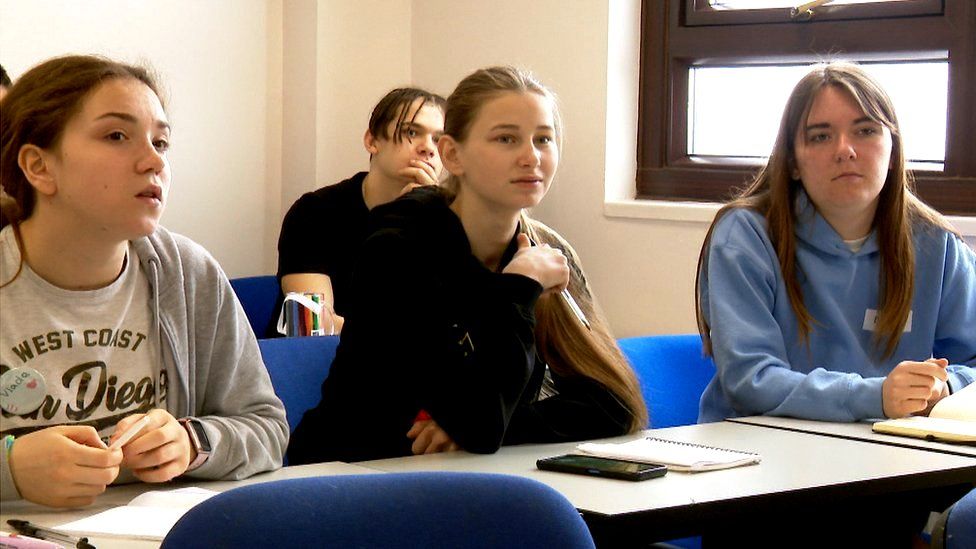 Здесь очень красиво, но не дом: как сироты из Днепра обосновались в Шотландии