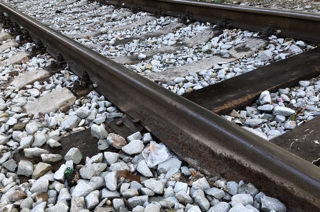 Под Днепром нашли тело мужчины на железнодорожных путях