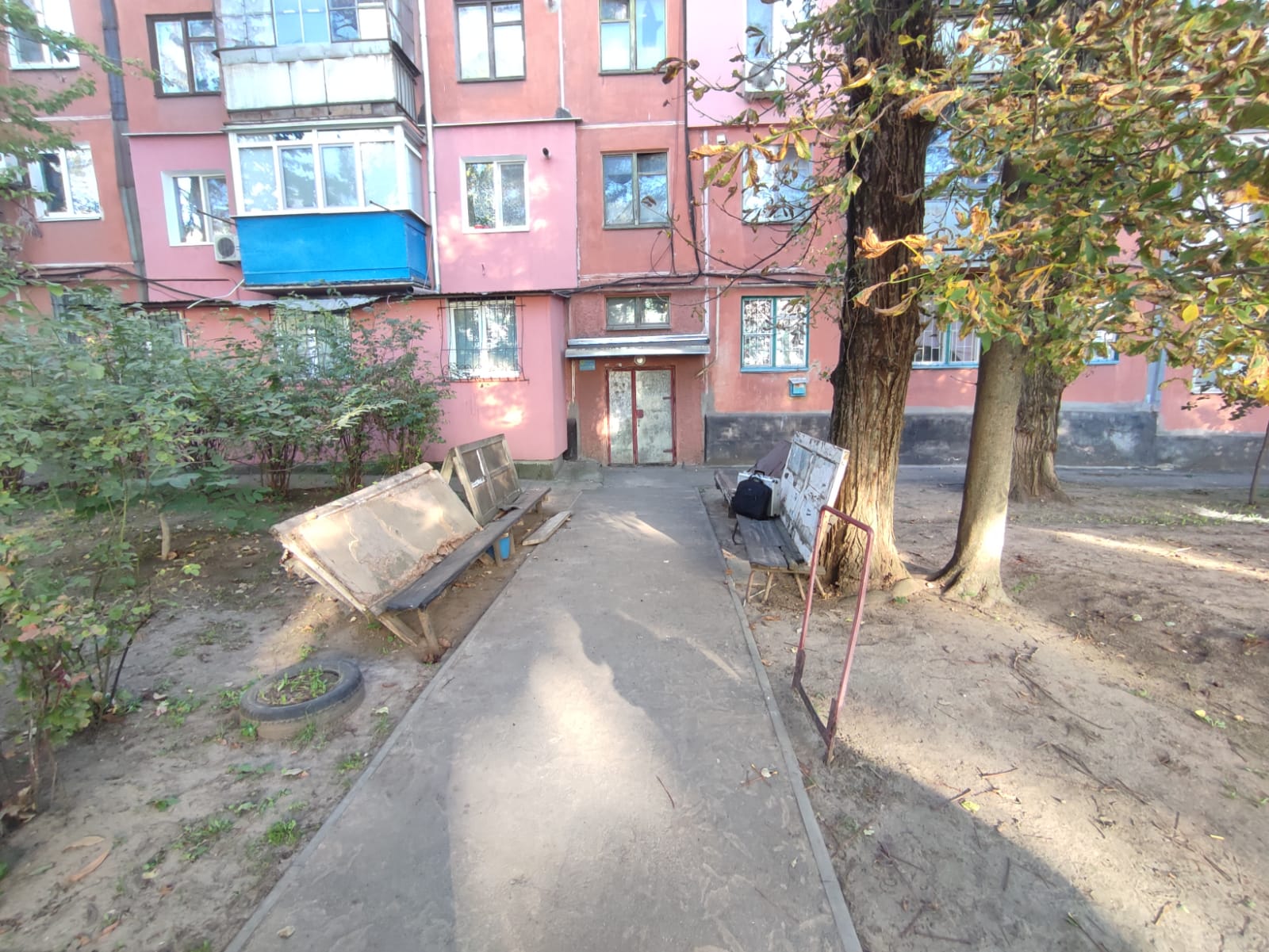 У Дніпропетровській області чоловік жорстоко вбив літню жінку за допомогою рибальських снастей