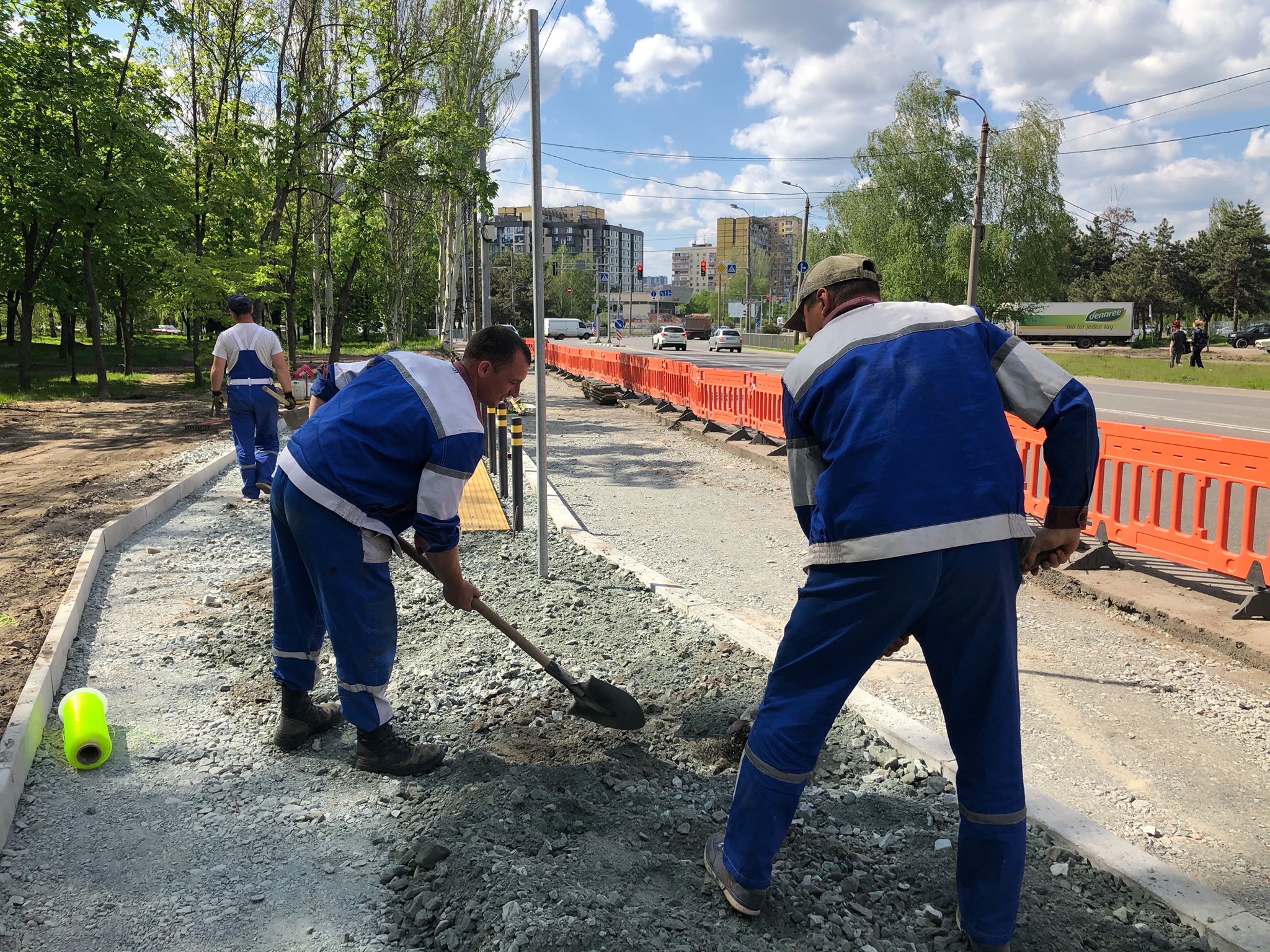Из Днепра в Приднепровск: строится еще один троллейбусный маршрут (ФОТО)