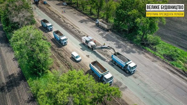 Трасса Павлоград – Покровск уже практически готова: как идут работы (ВИДЕО)