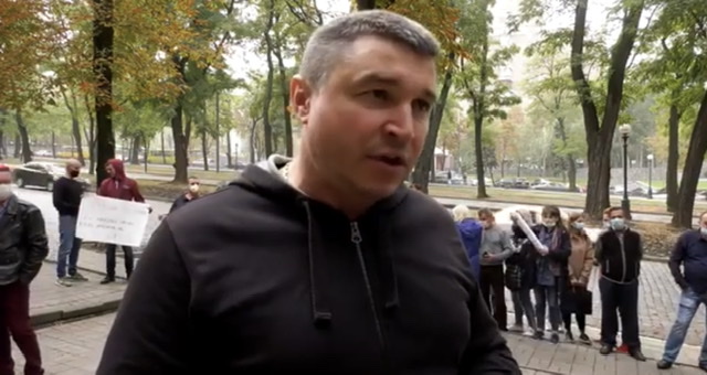 Предприниматели Днепра проводят митинги против рейдерских захватов и давления силовиков (ВИДЕО)