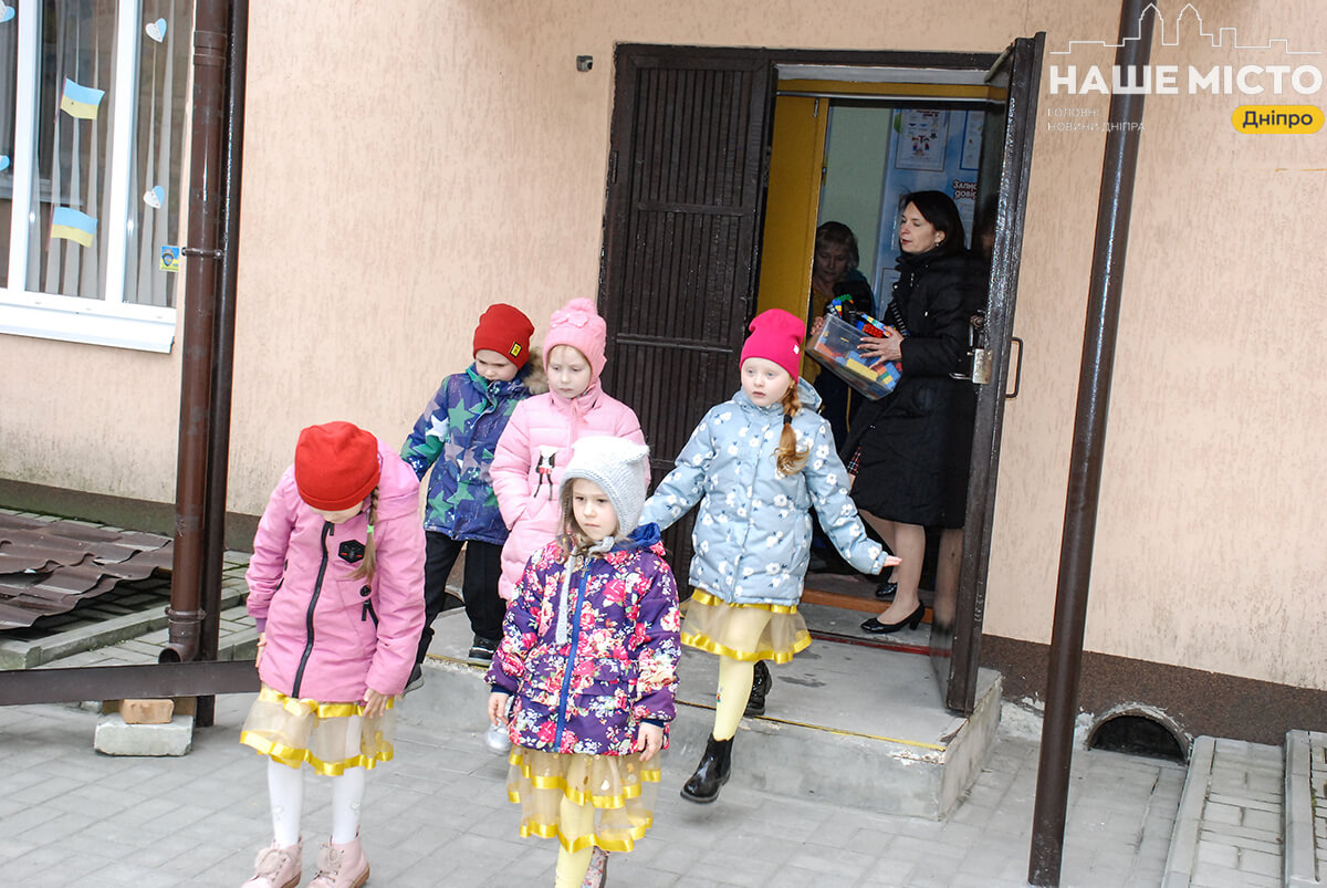 Обещали лекарства: две мошенницы под Днепром выманили у старушки 30 000 гривен