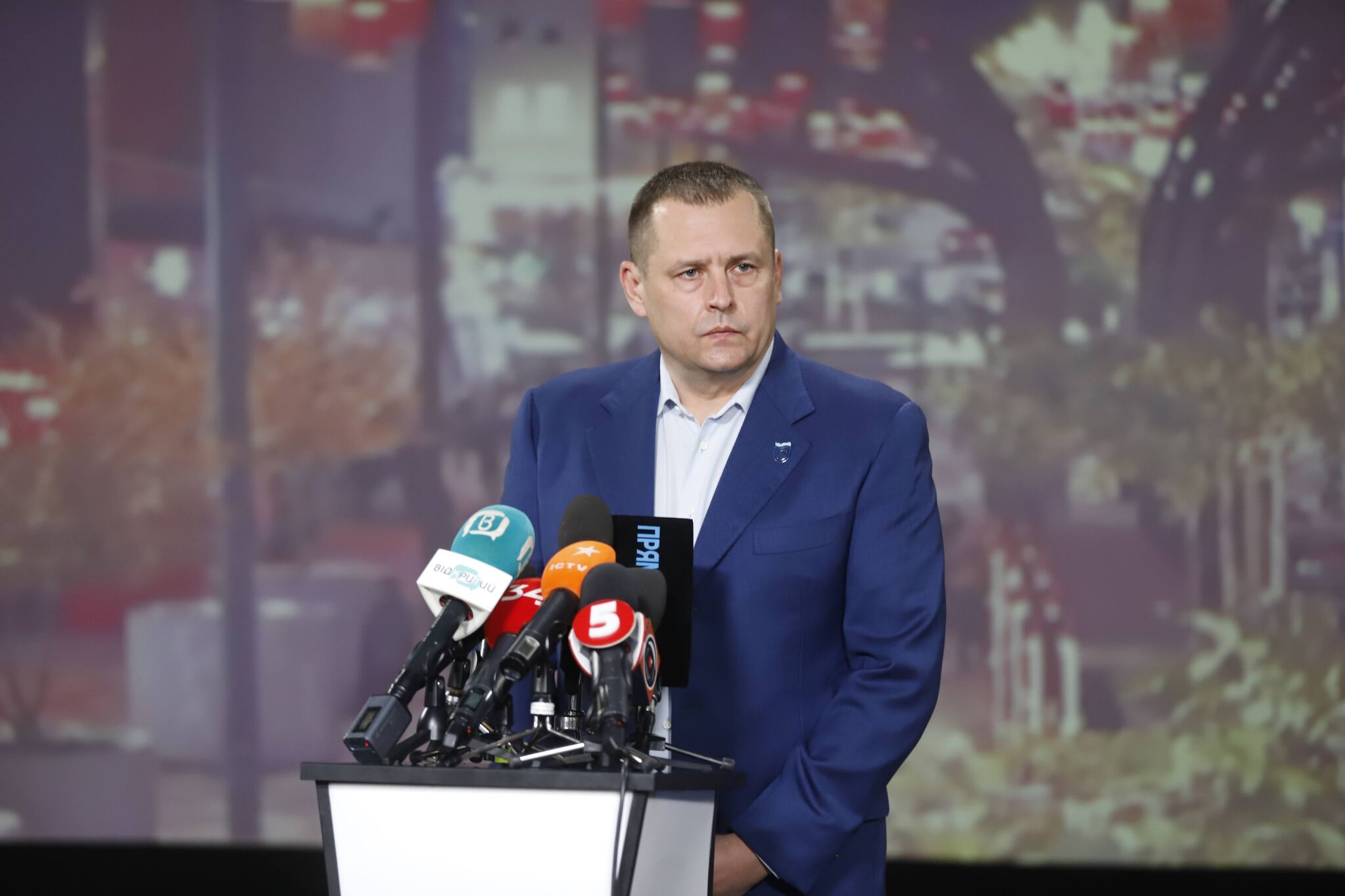 Борис Филатов одержал уверенную победу во 2-м туре выборов мэра
