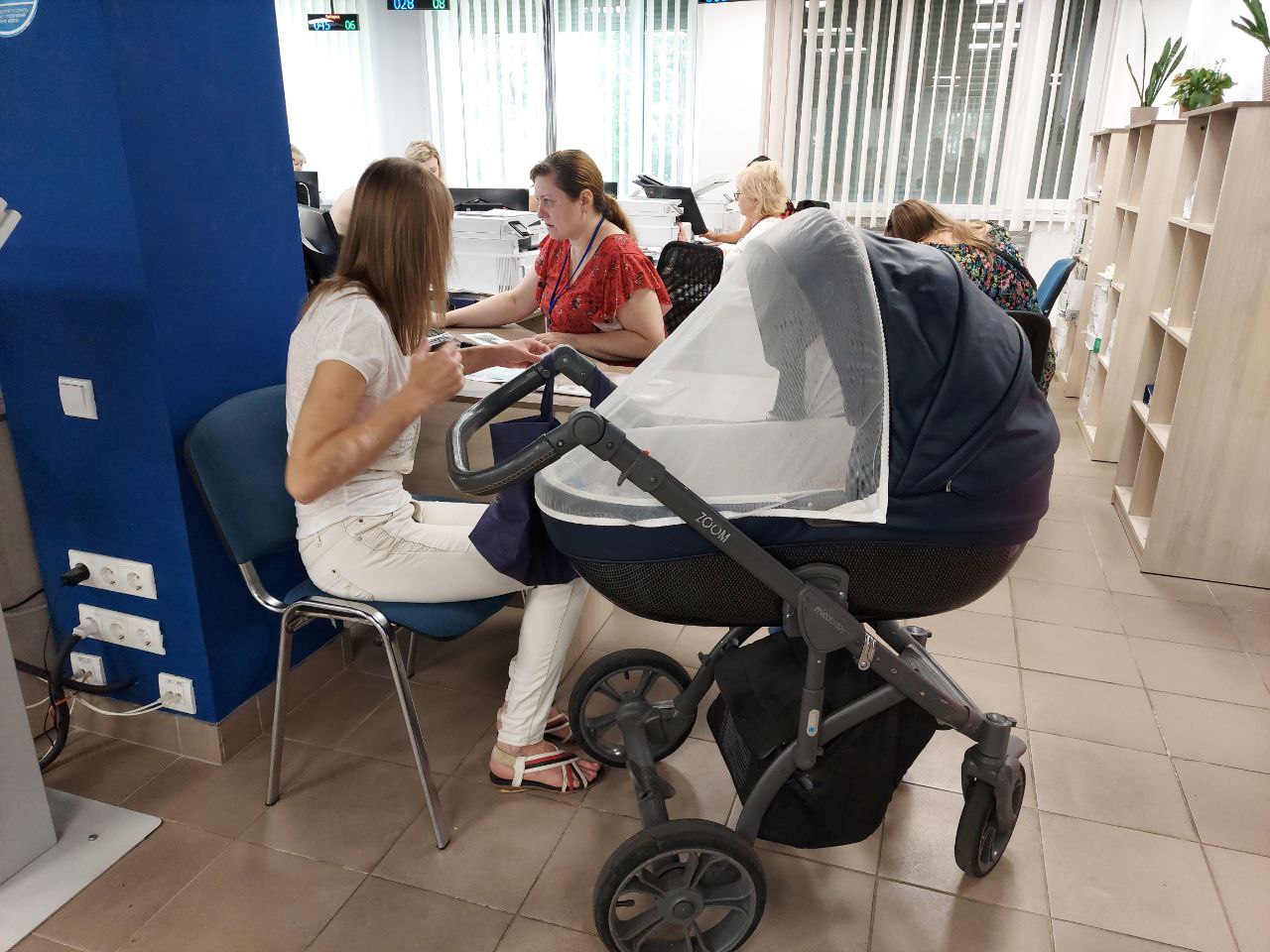 Послуга «Муніципальна няня»: чи популярна в Дніпрі