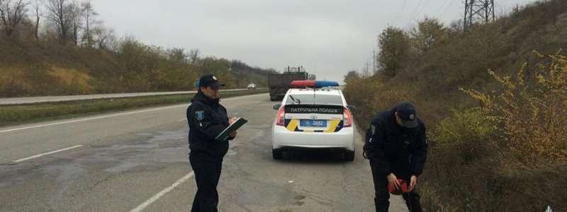 Беспредел полиции на посту в Криничках – активисты засняли острый момент (ВИДЕО)