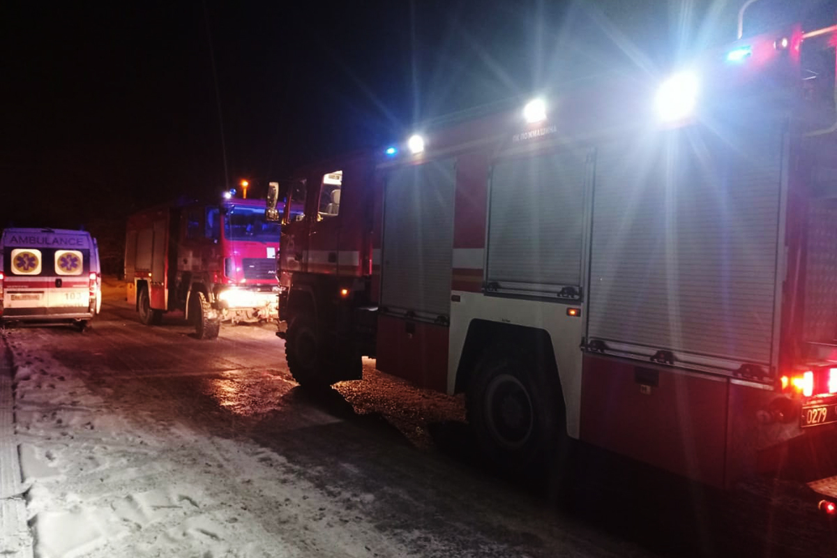 В Днепре два человека погибли на пожаре