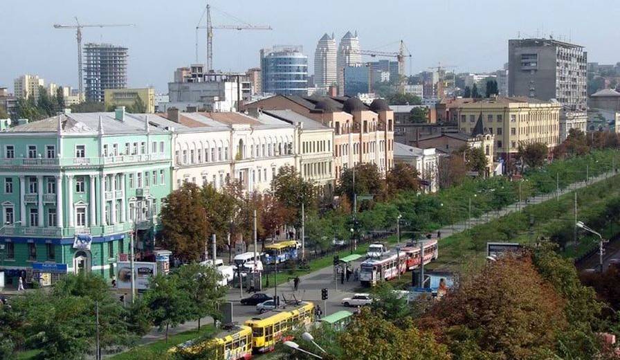 Как сегодня перекроют центральный проспект Днепра?