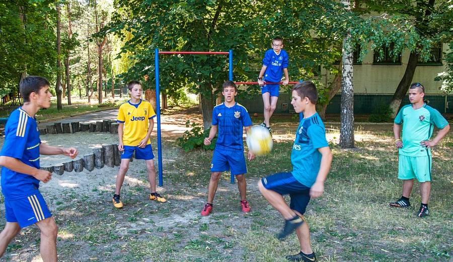 Воспитанники центра поддержки детей «Доверие» отдохнут в палаточном лагере