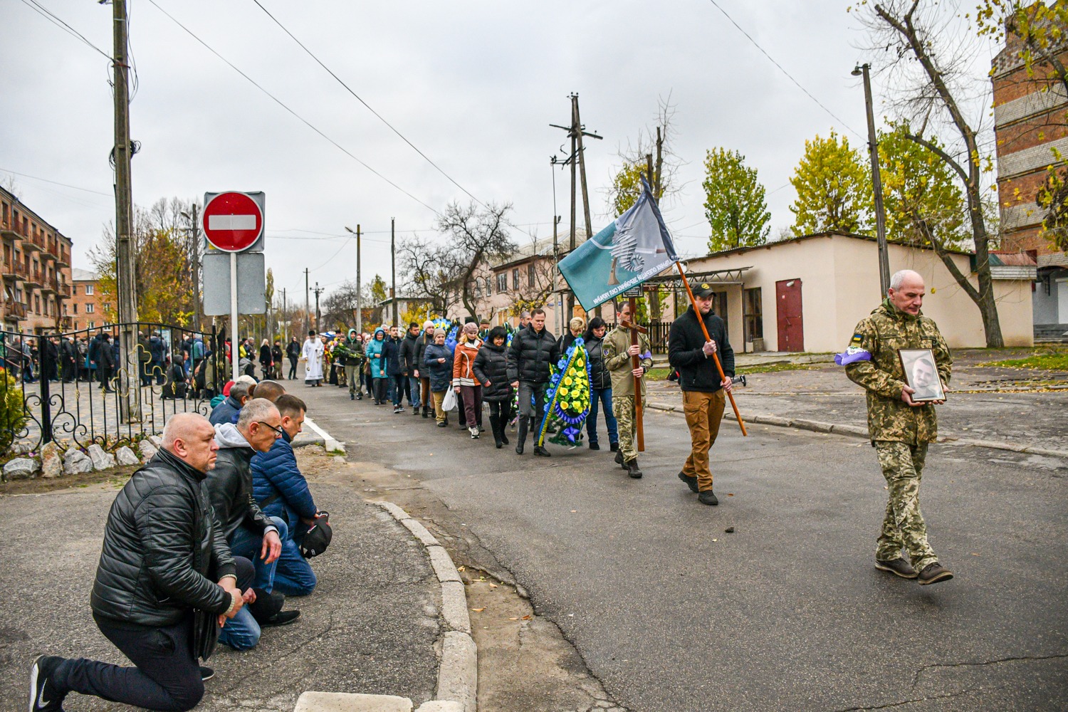 Нікопольці провели в останню путь ще одного Героя