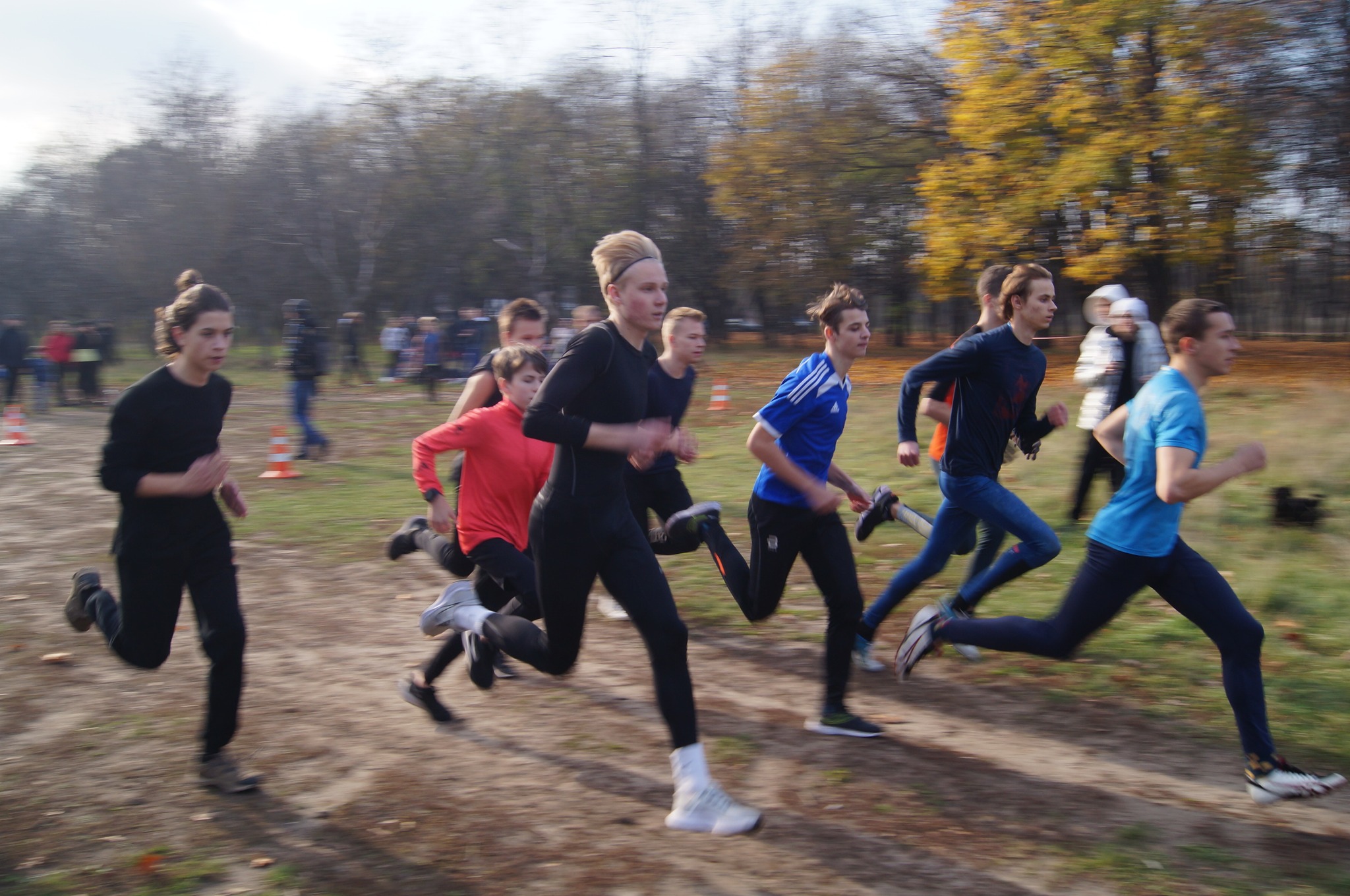 У Дніпрі відбувся відкритий чемпіонат з кросу під гаслом “Переможемо разом!”