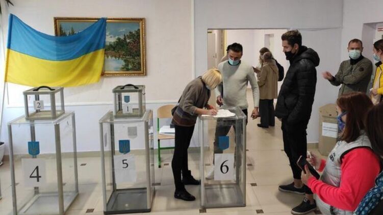 ОПЗЖ заявила о фальсификации голосов в пользу “Слуг Народа” в Мариуполе
