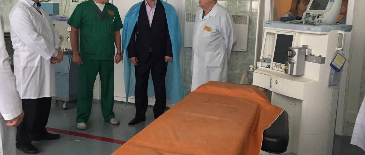 За что медики Днепра благодарны Ивану Куличенко