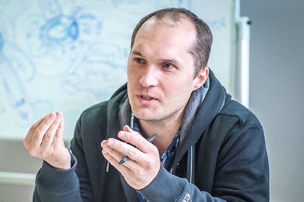 Бутусов про вечірку СБУшників із кримінальними авторитетами: жорстка критика журналіста