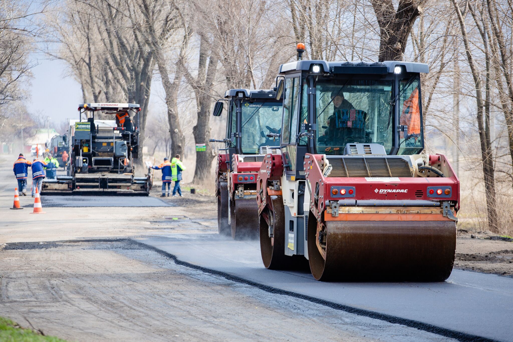 На Дніпропетровщині стартував ремонт доріг (ФОТО)