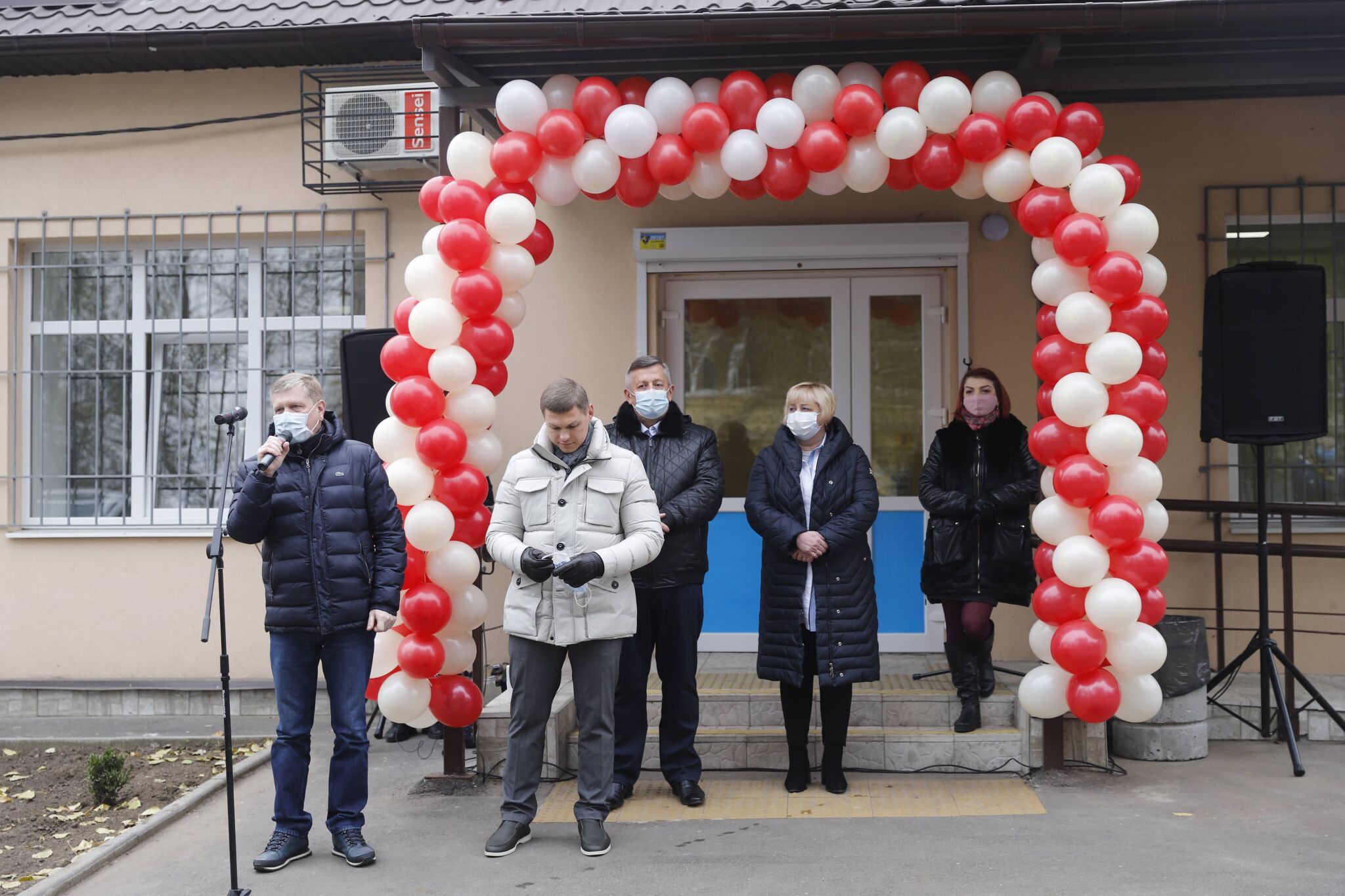 У Дніпрі мешканці Шляхівки у захваті від капітально оновленої амбулаторії