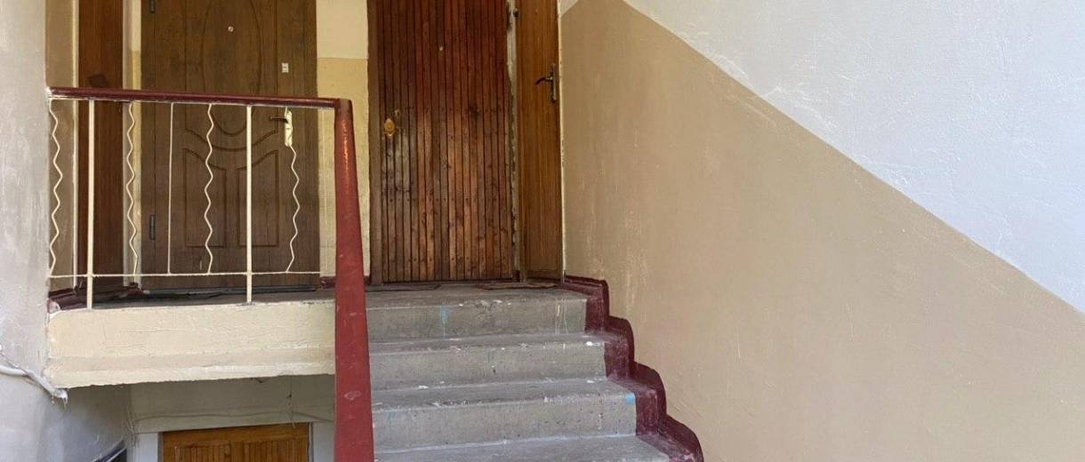 20 лет без ремонта: в центре Днепра преобразили 3 подъезда