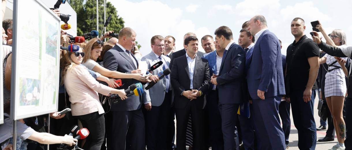 Володимир Зеленський та Борис Філатов обговорили перспективи реконструкції Дніпровського аеропорту