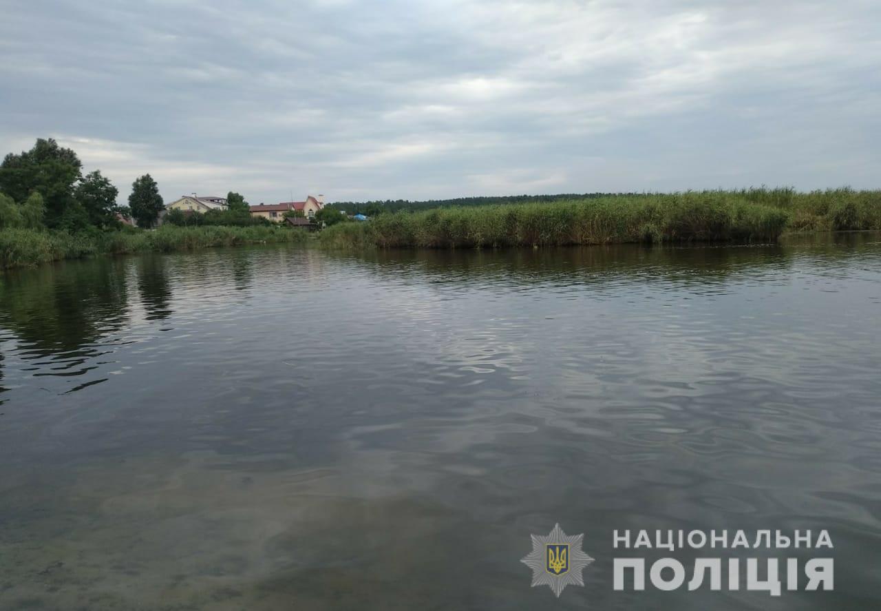 Под Днепром полиция просит помочь в установлении личности умершего мужчины
