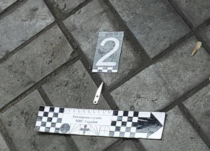 На Дніпропетровщині чоловік поранив поліцейського