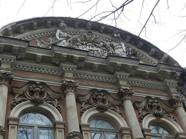 Дом из 19-го века: уникальная жемчужина Днепра (ФОТО)