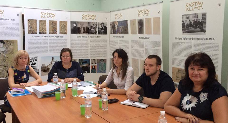 В Днепре стартовал конкурсный отбор претендентов на замещение вакантных должностей директоров школ