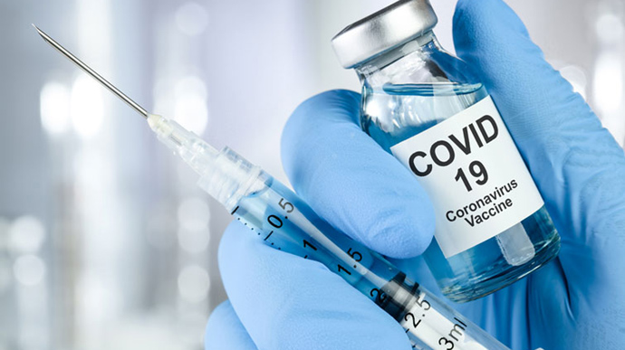 Израиль первым признает украинские паспорта вакцинации от COVID-19