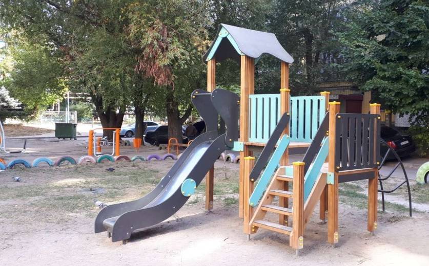 В Днепре детские площадки делают по новым схемам (ФОТО)