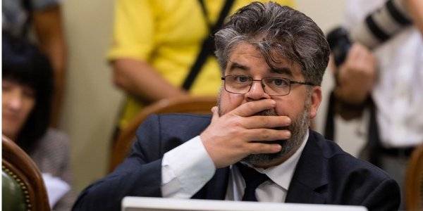 Секс-скандал в Раде: женщины-депутаты инициируют отставку Яременко с должности главы комитета по вопросам внешней политики