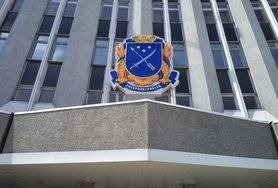 Мерія Дніпра йде на карантин. А комісія ТБНС розгляне рішення про закриття у місті всіх закладів — крім магазинів, аптек і АЗС