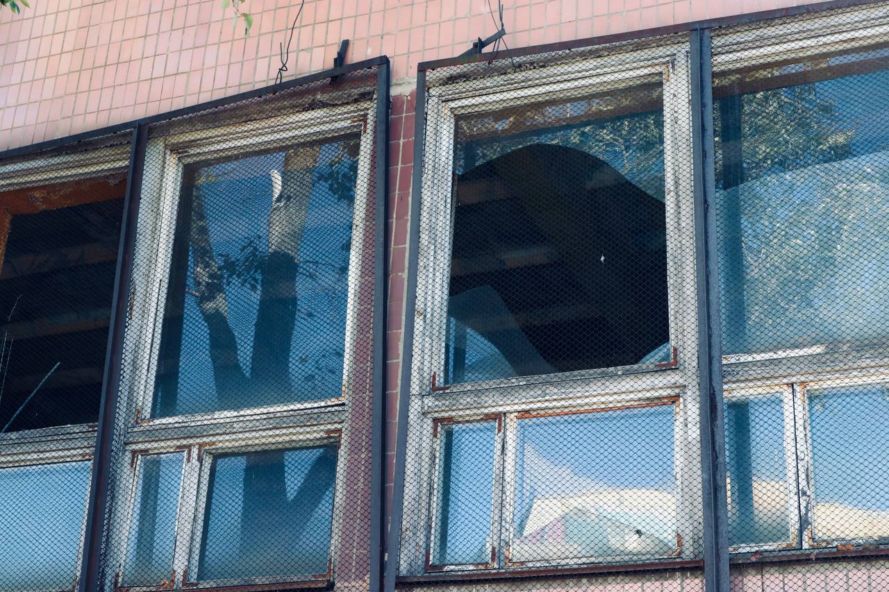 Ракетна атака на Дніпро та перебої зі світлом. Всі подробиці 237-го дня війни в області