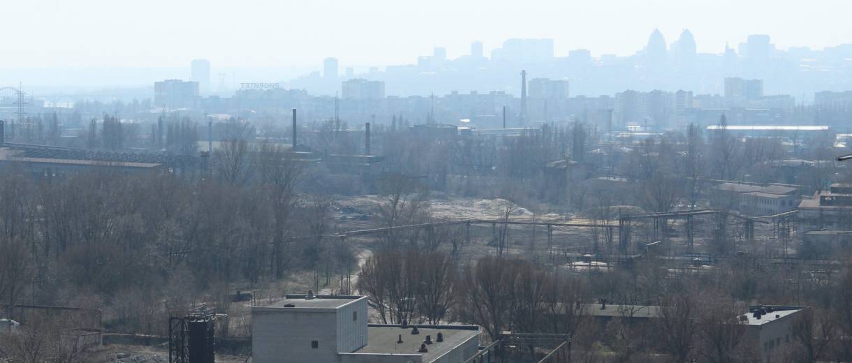 В Днепре начали расчищать территорию индустриального парка: фото