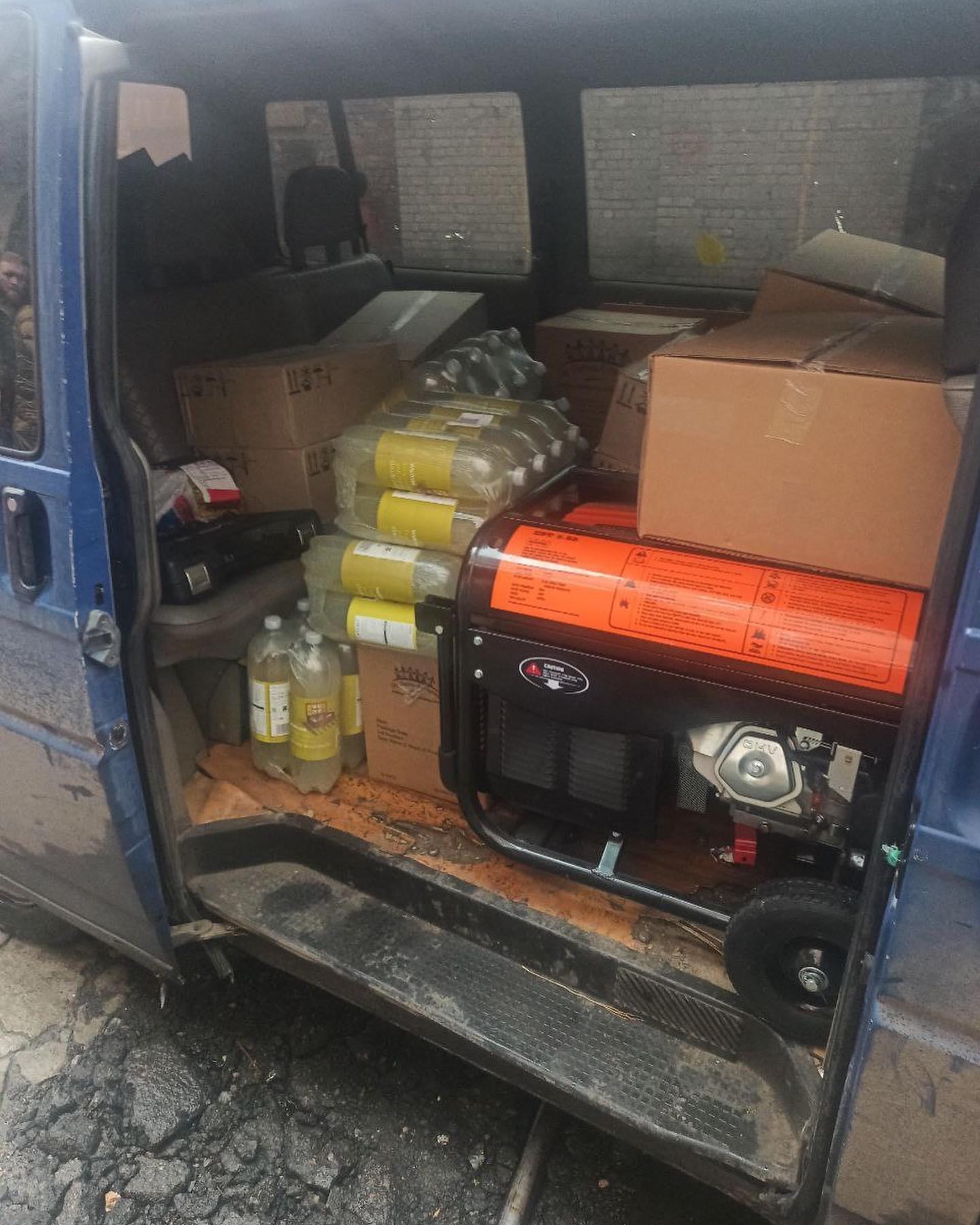 Генератор, гігієна, продуктовий і медичний вантажі: Дніпро вчергове передав допомогу