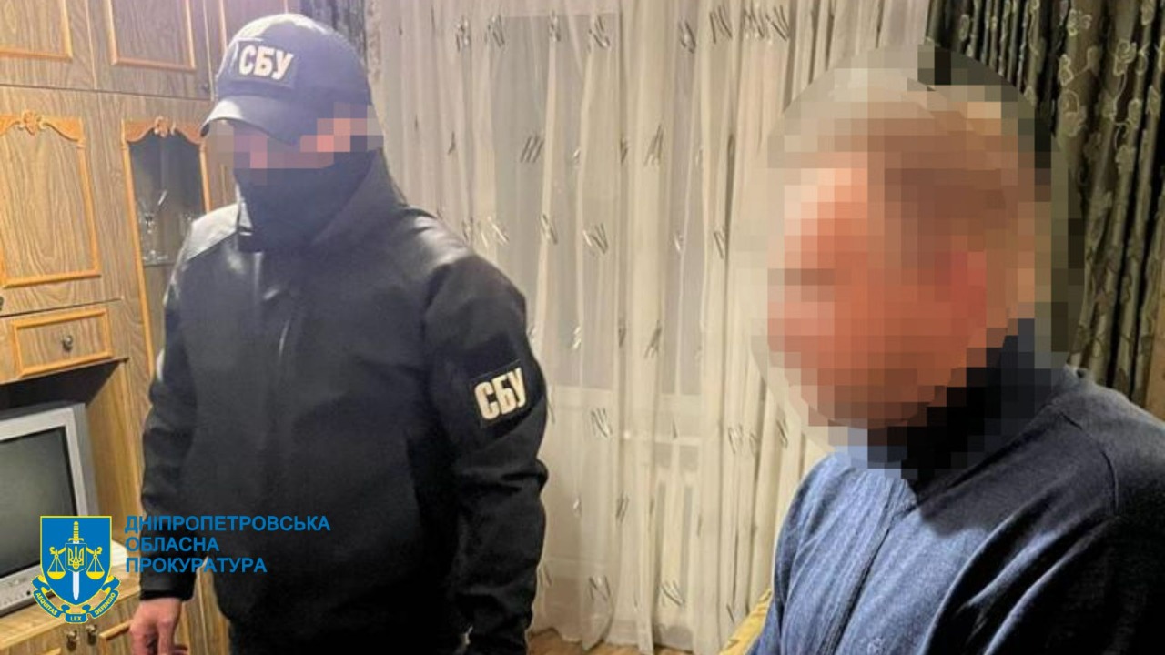 Мешканця Дніпра підозрюють в переправленні через кордон військовозобов’язаних
