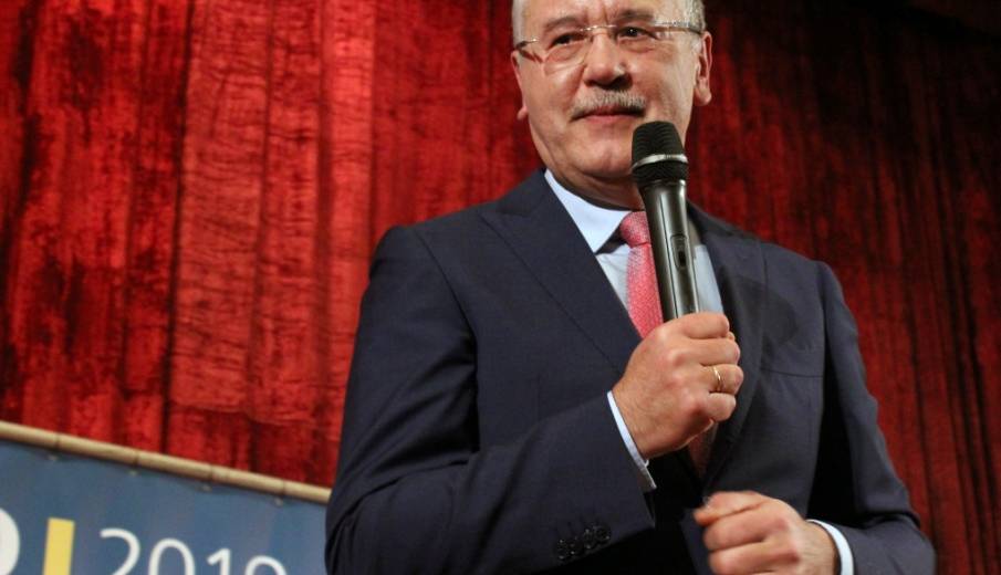 Гриценко пропонує замінити земельні ділянки для АТОвців на медичне страхування