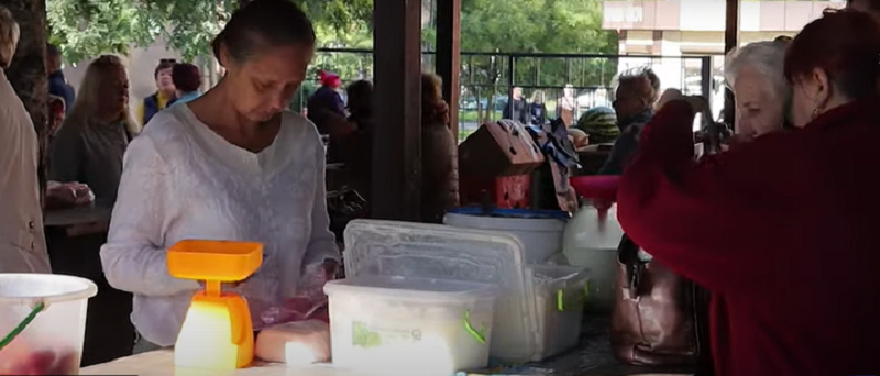 Покупатели довольны: на Днепропетровщине появился новый продуктовый рынок (ВИДЕО)